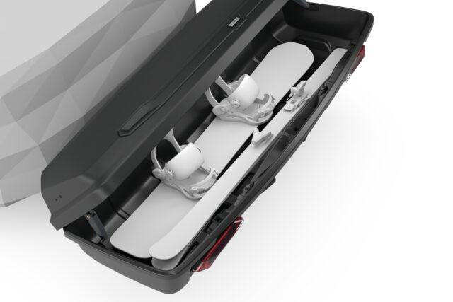 Thule Heckbox Arcos XL montiert und geöffnet- Heckbox kaufen Köln
