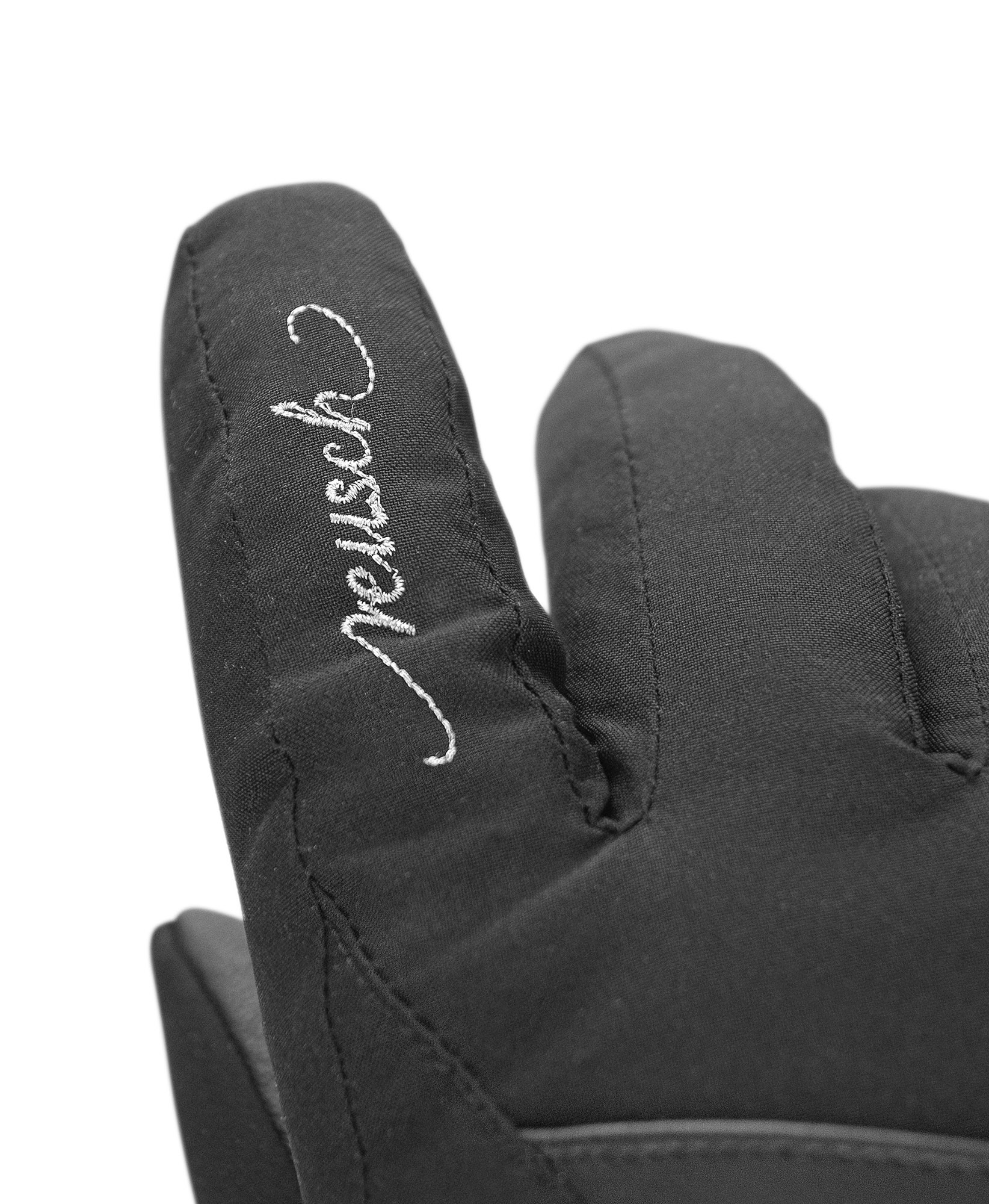 NAME: Reusch Sandy GORE-TEX // INSULATION: TecFill™ (recycled) // PALM: GORE-TEX // SHELL: Softshell // COLOUR: black / silver