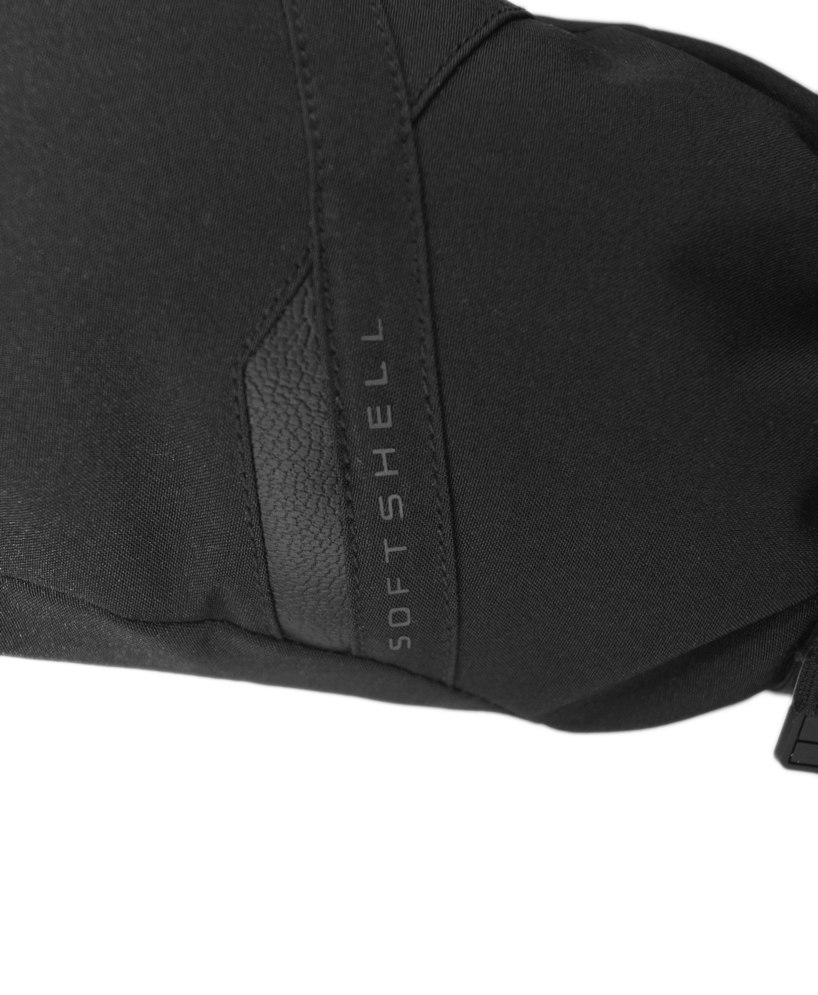 NAME: Reusch Helena R-TEX® XT Mitten // INSULATION: PrimaLoft® Gold // PALM: R-TEX® XT (recycled) // SHELL: Softshell // COLOUR: black / silver